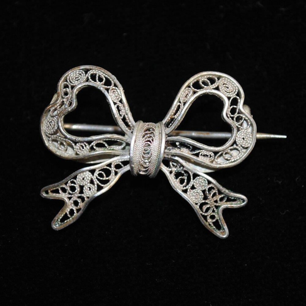 Antique Filigree Bow Brooch